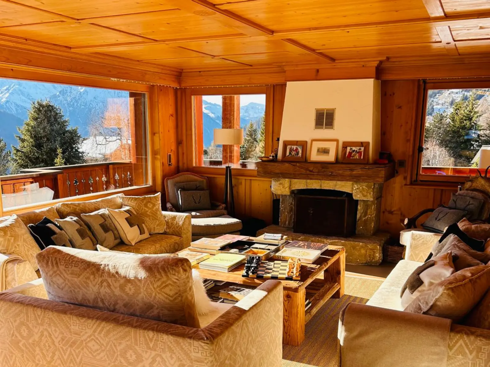 Équipe de nettoyage professionnel en intervention en Valais — Clenet Nettoyage