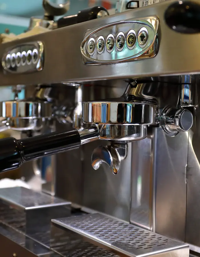 Nettoyage de restaurant cuisine professionnelle en Valais — Clenet Nettoyage