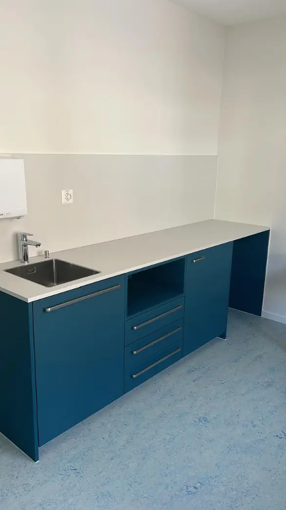 Cuisine nettoyée après nettoyage de fin de bail en Valais — Clenet Nettoyage