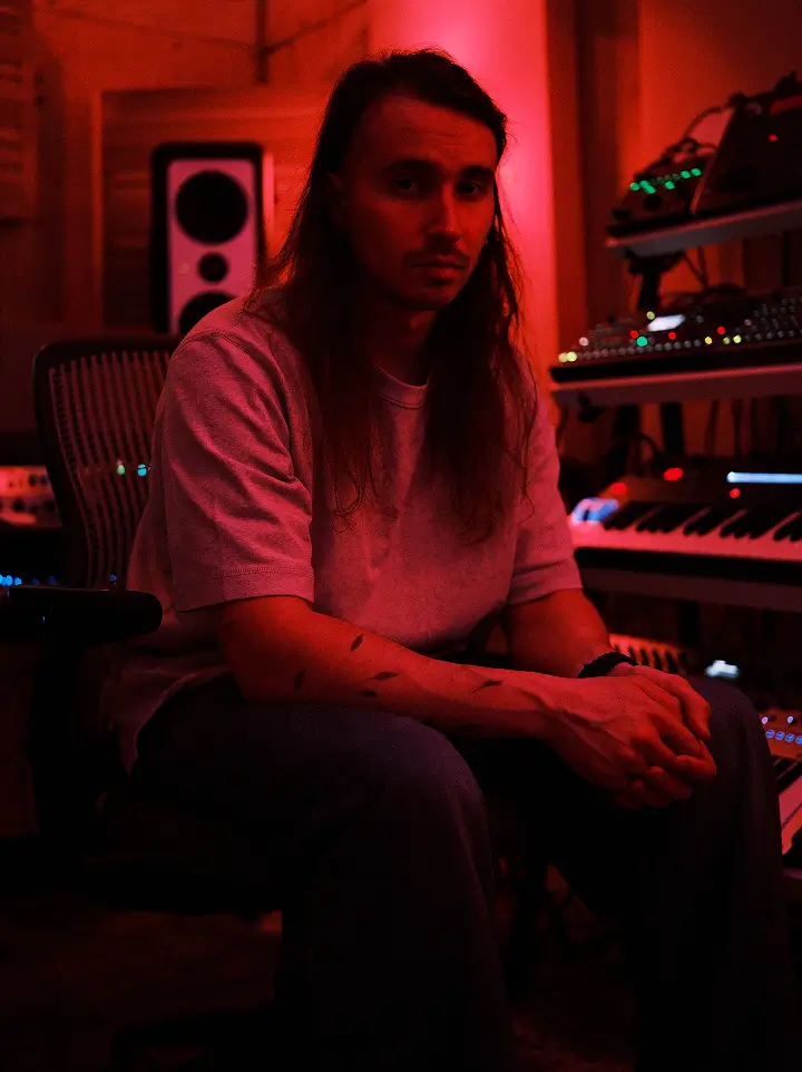 Kurilo, DJ and producer from Kharkiv leading Signal Academy in Brooklyn