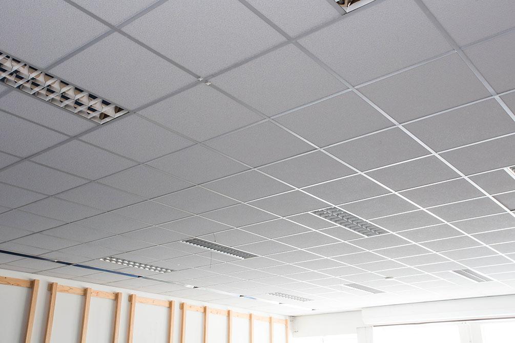 Isolation phonique plafond bruits aériens