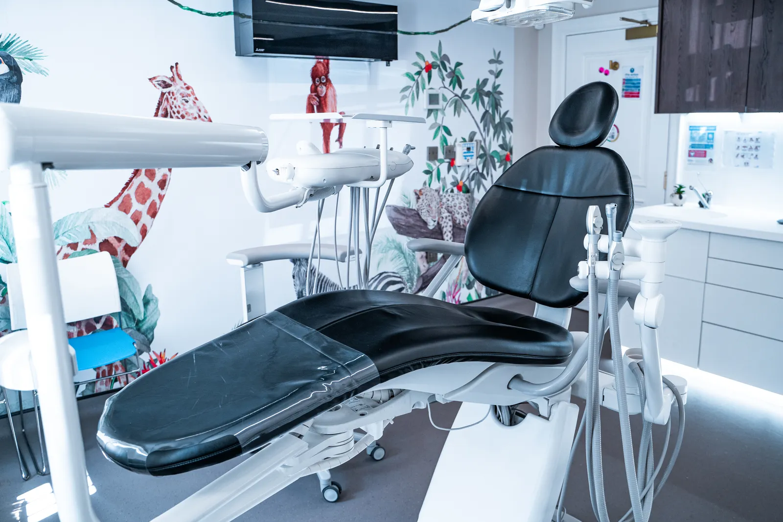 Examinations & X-rays treatment at Clarendon Dental Spa in Leeds