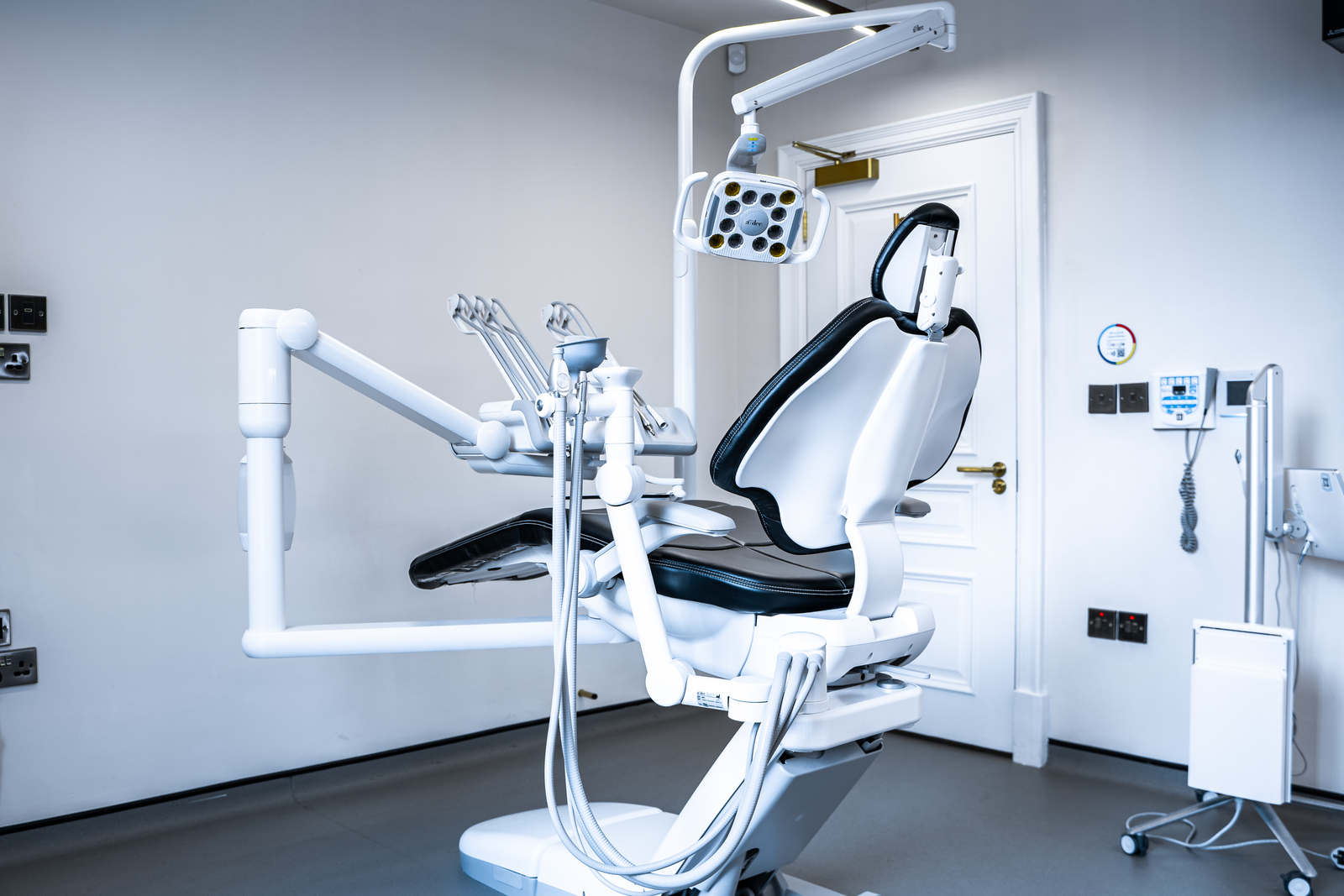 Diagnostic wax-up and minimal-prep veneers at Clarendon Dental Spa in Leeds
