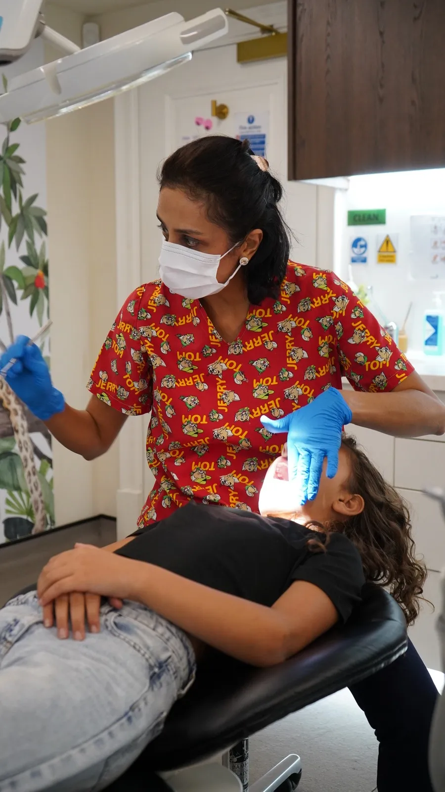 Dental abscess and facial swelling treatment at Clarendon Dental Spa in Leeds