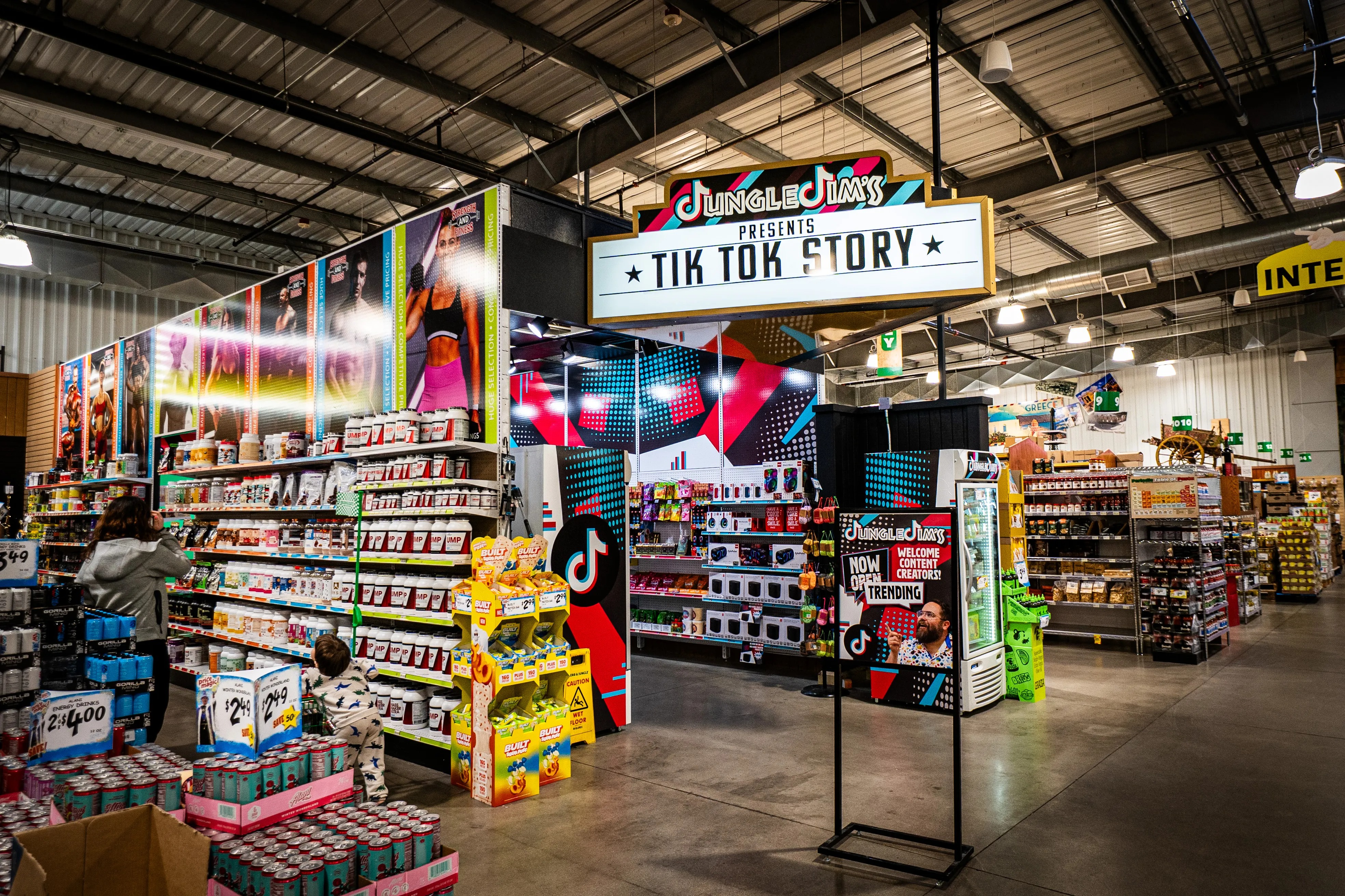 Jungle Jim's oddities