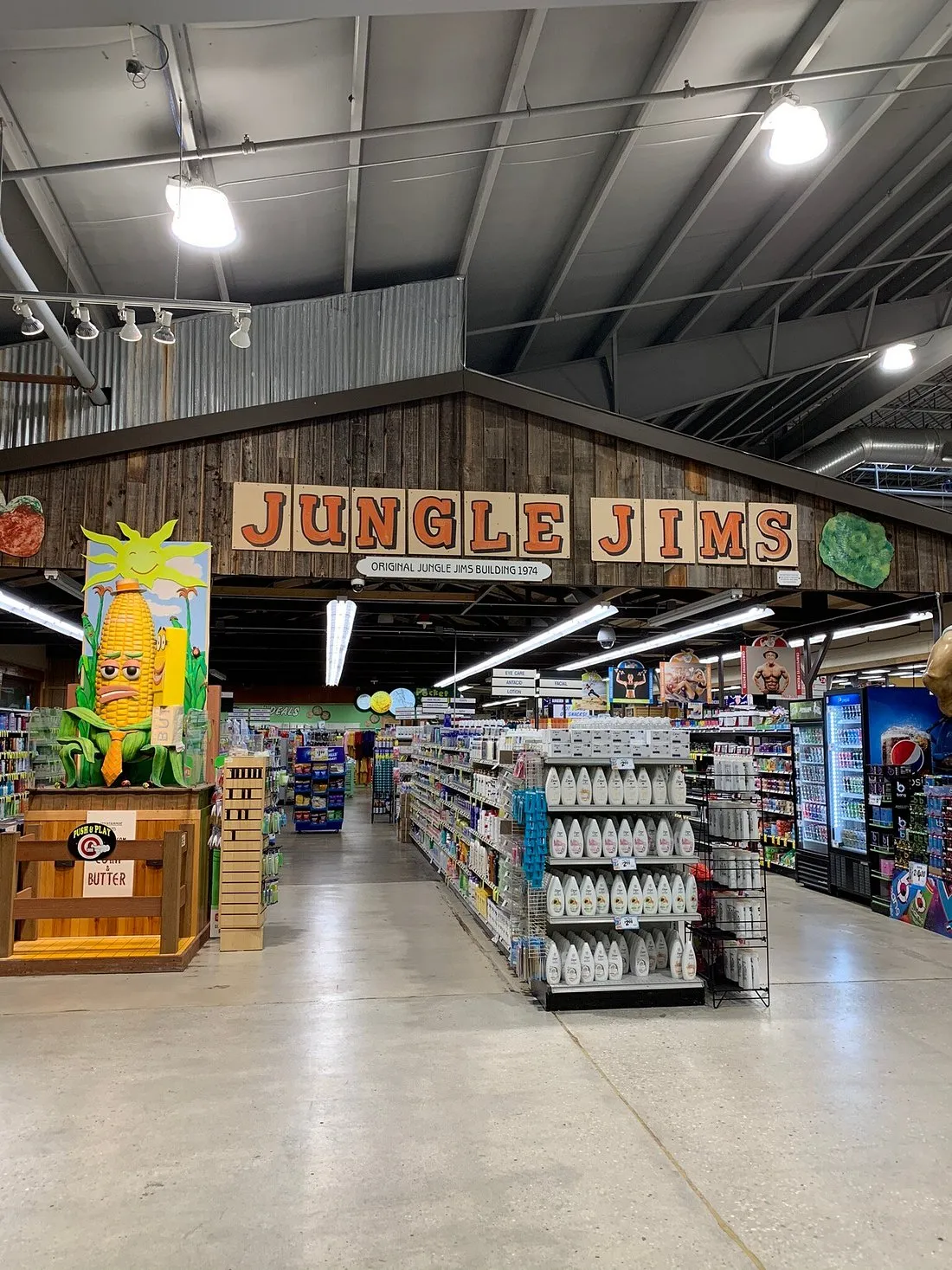 Fairfield Jungle Jim's interior