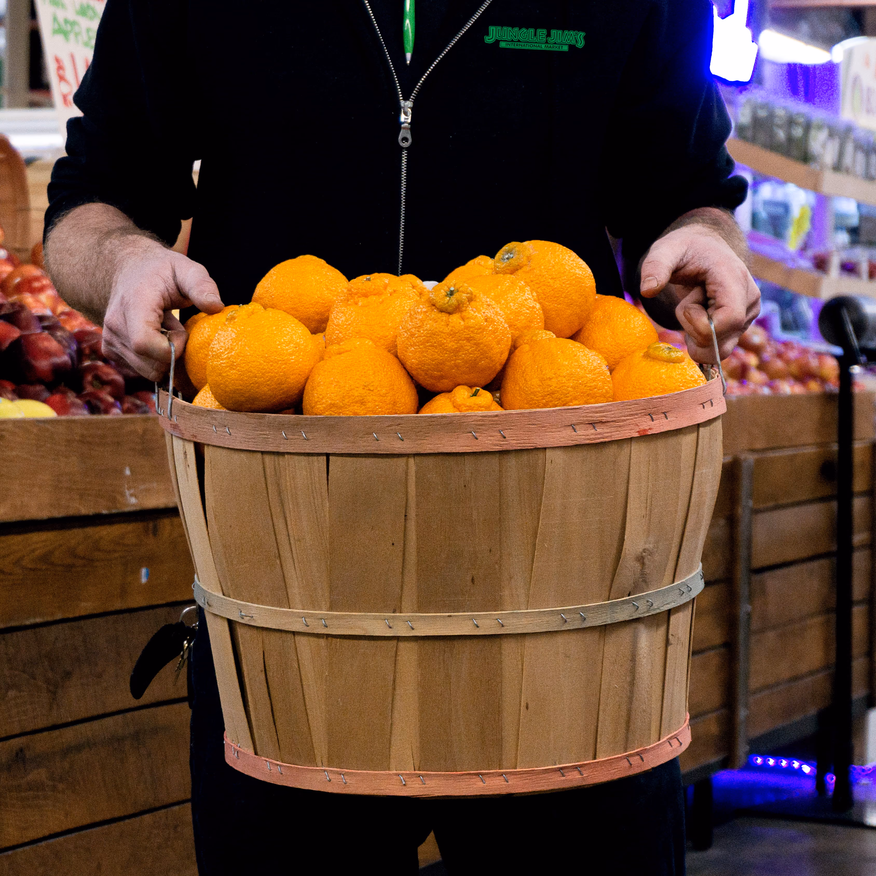 Basket of sumo oranges