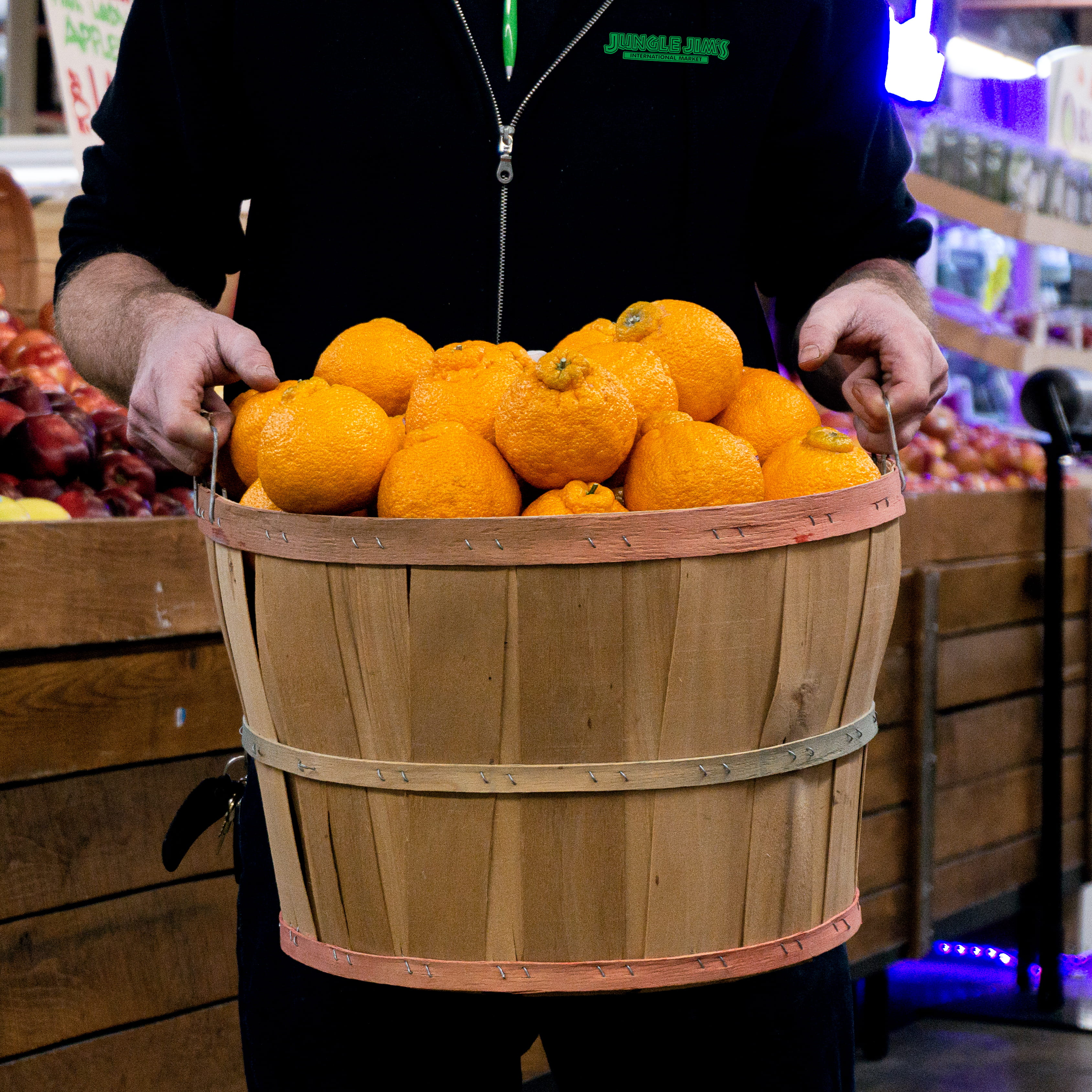 Basket of sumo oranges
