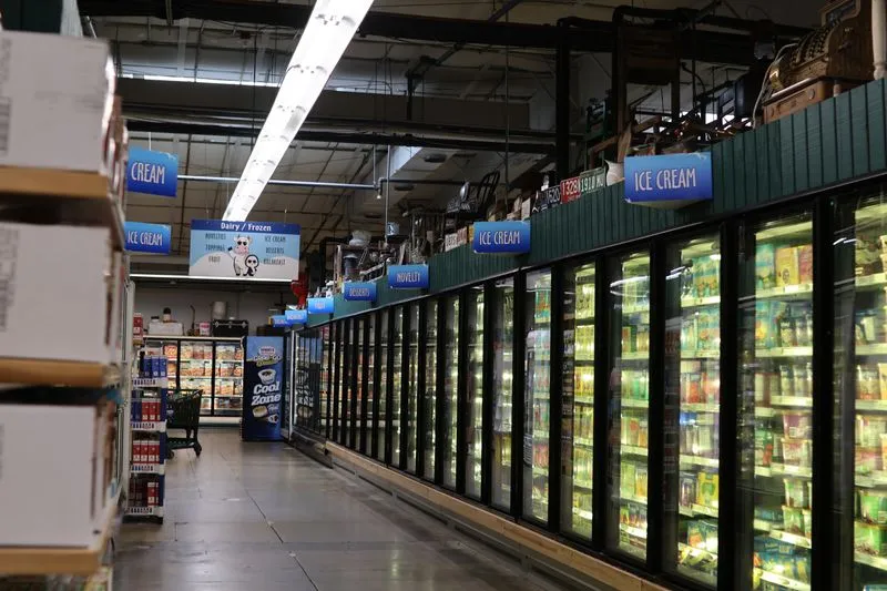 Aisle FF