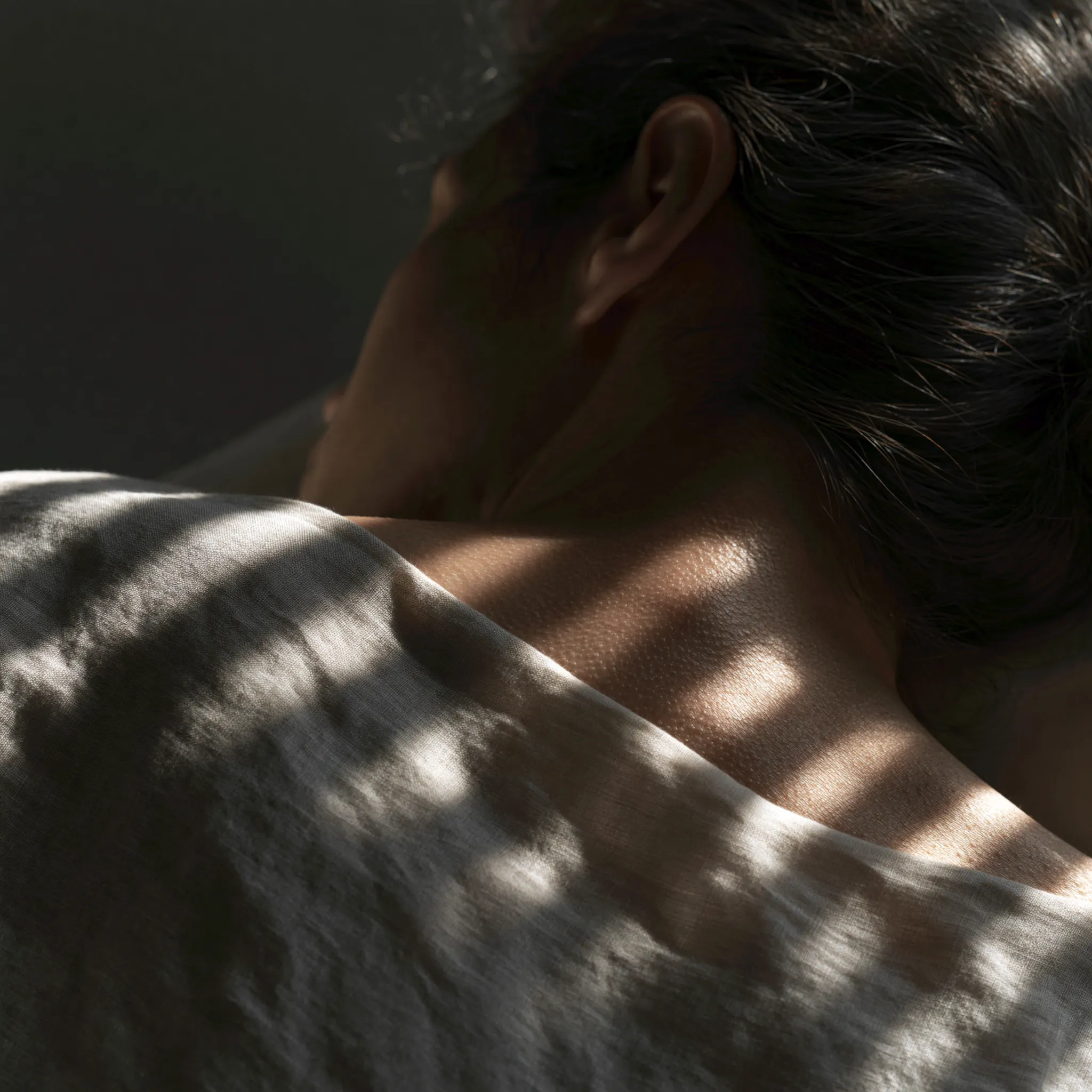 Swelling after facial surgery: the three phases before you see the real result