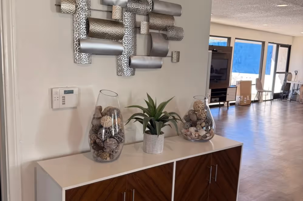 clubhouse decor