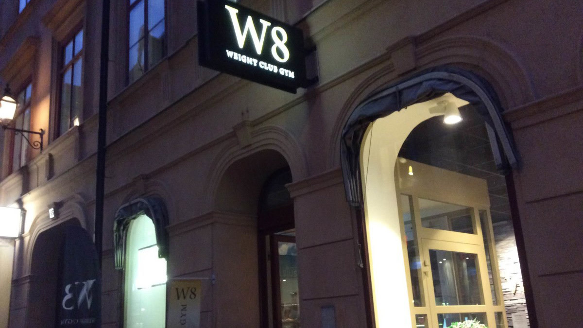W8 Club