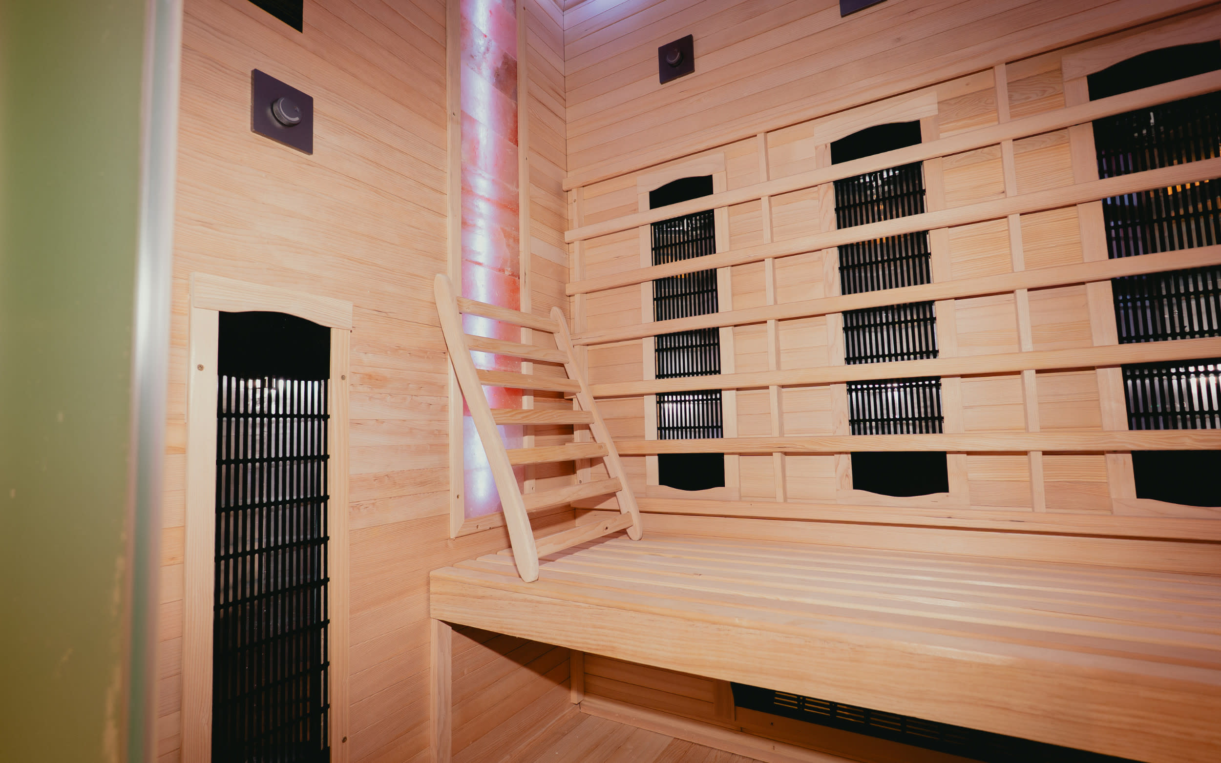 IR Sauna by CREW