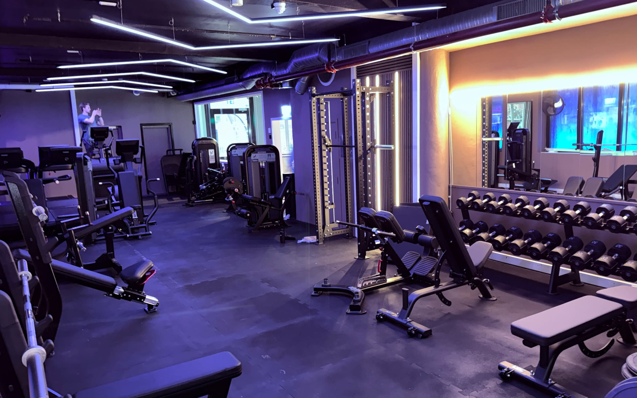 CREW Gym