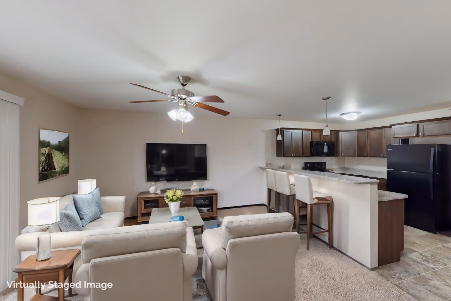 Sunset Villas property exterior and grounds - Sioux Falls, SD