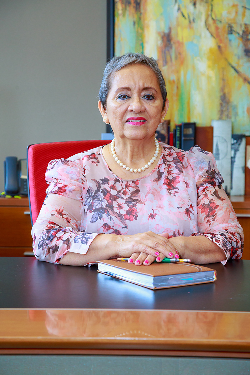 Dr. Bertha Alicia Peñalva de Flores
