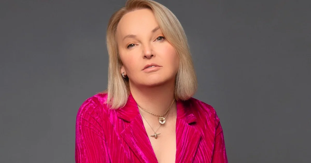 India Willoughby Lgbtq Keynote Speaker — book with PepTalk
