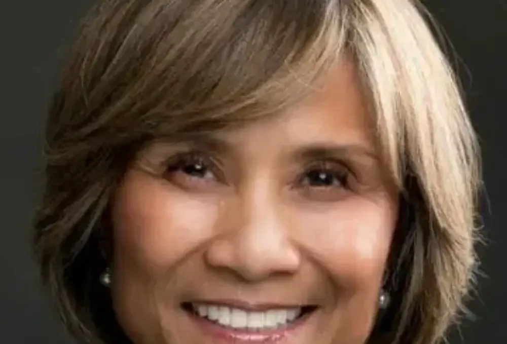 Raquel Bono, Speaker, Leader in Medicine, Public Health Expert, Crisis Management Authority