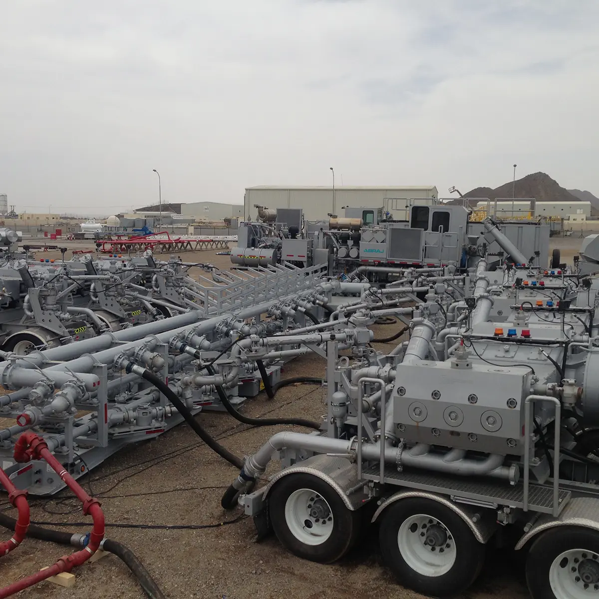 Fleet of hydraulic fracturing pump units on location
