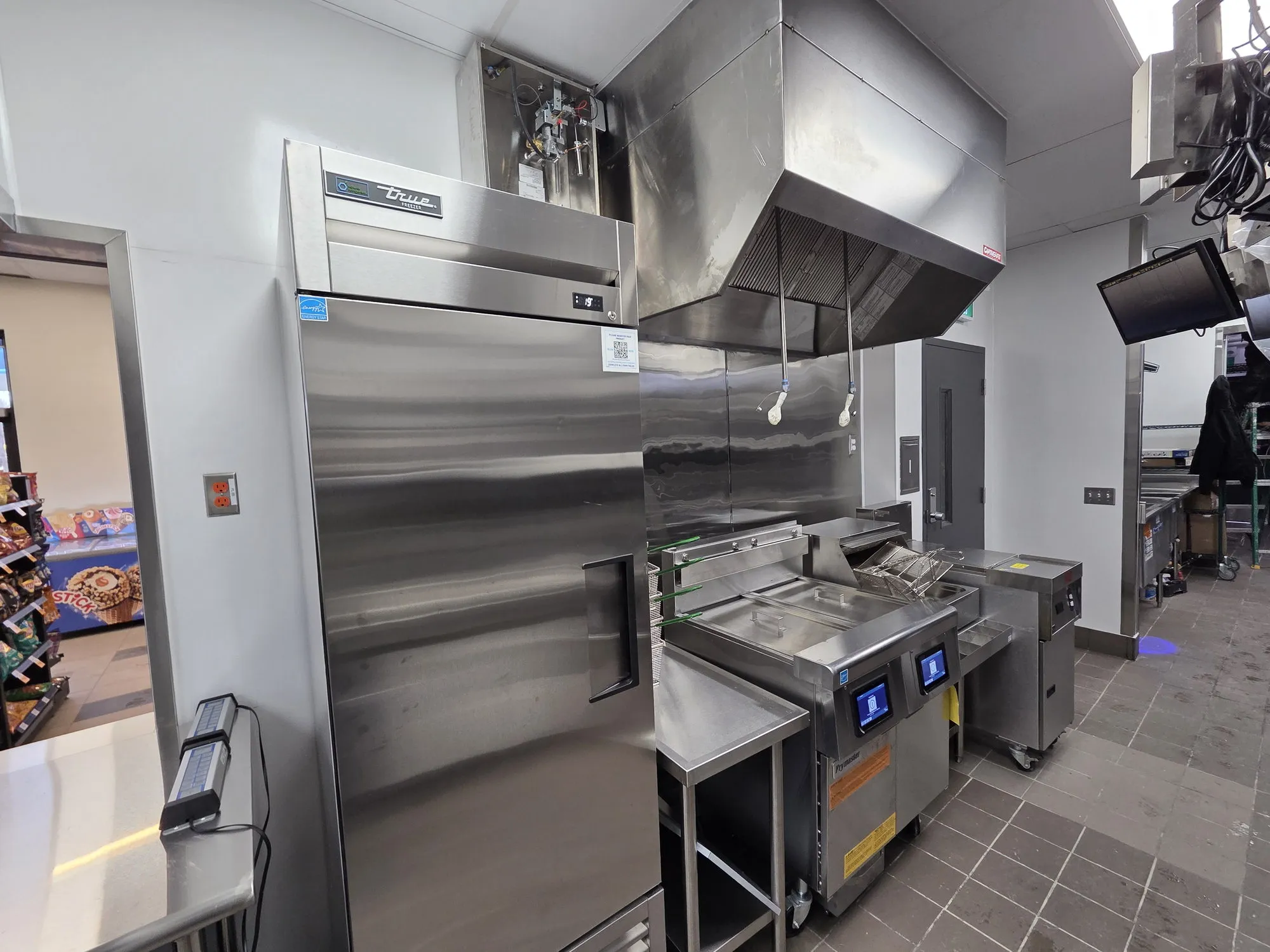 Type I vs Type II Hood: Choosing the Right Restaurant Exhaust System