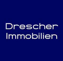 Drescher Immobilien Schriftzug auf dunkelblauem Hintergrund.
