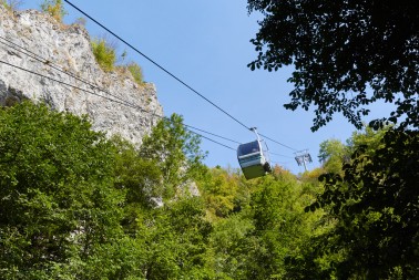 Cable car