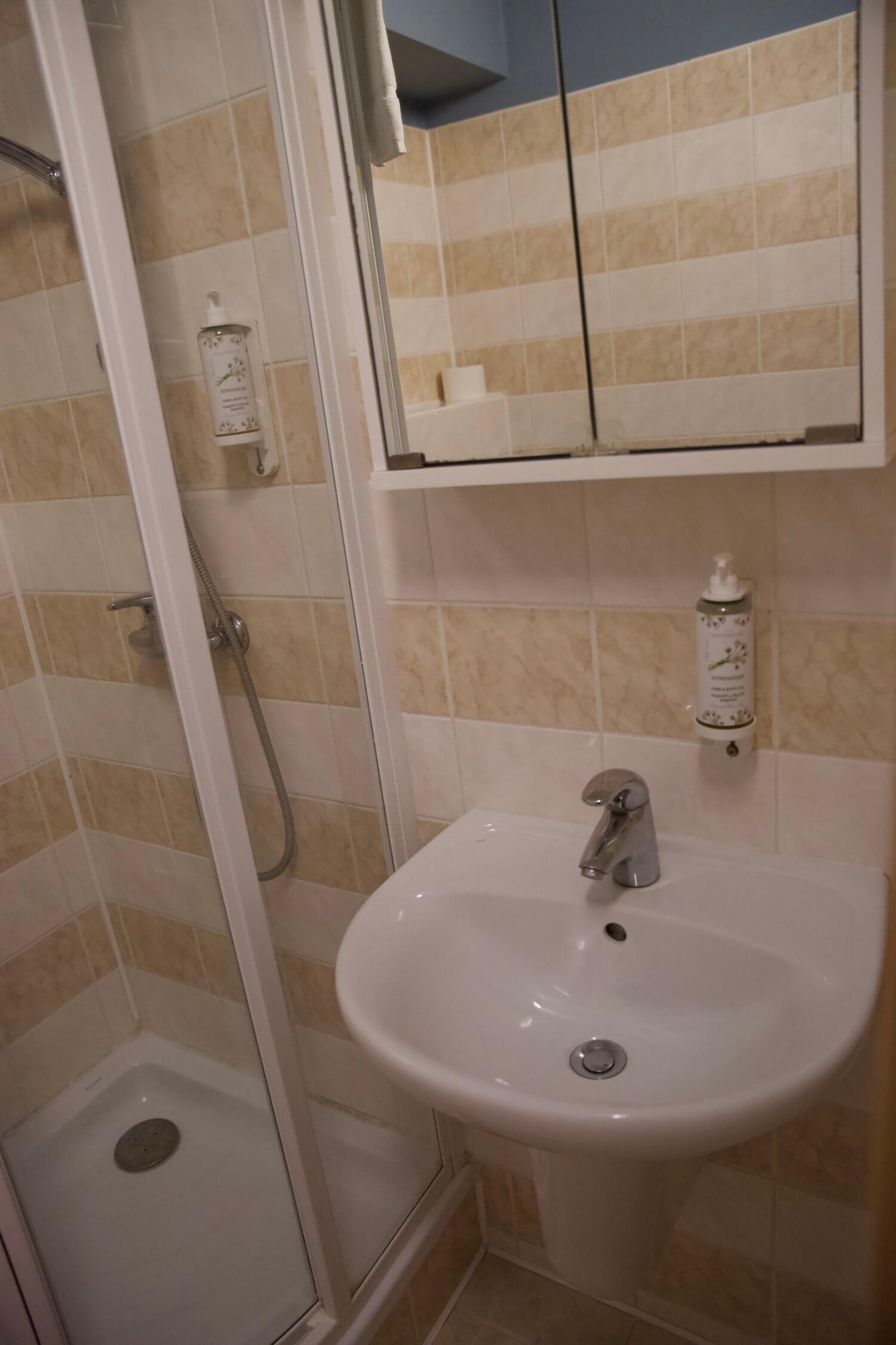 Skalní mlýn rodinný koupelna