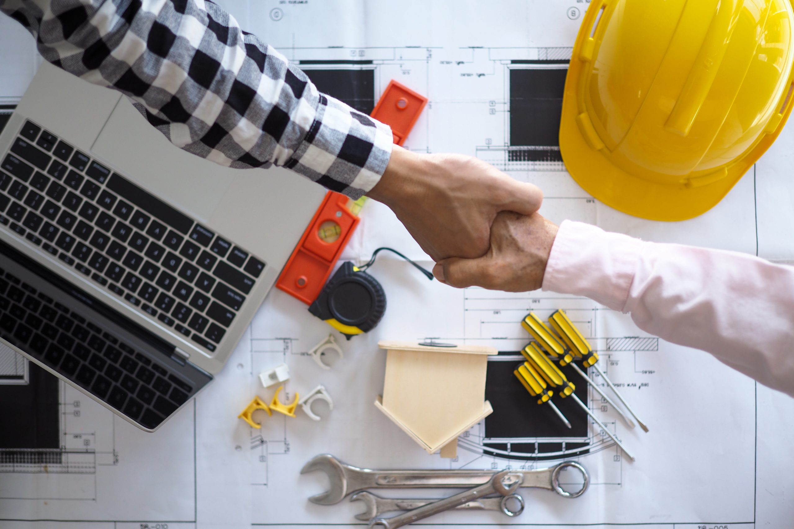 Renovation vs New Construction: Pros and Cons