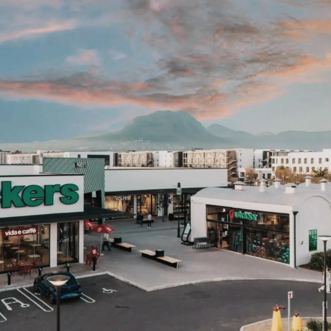 PopUp space at Paardevlei, Somerset West