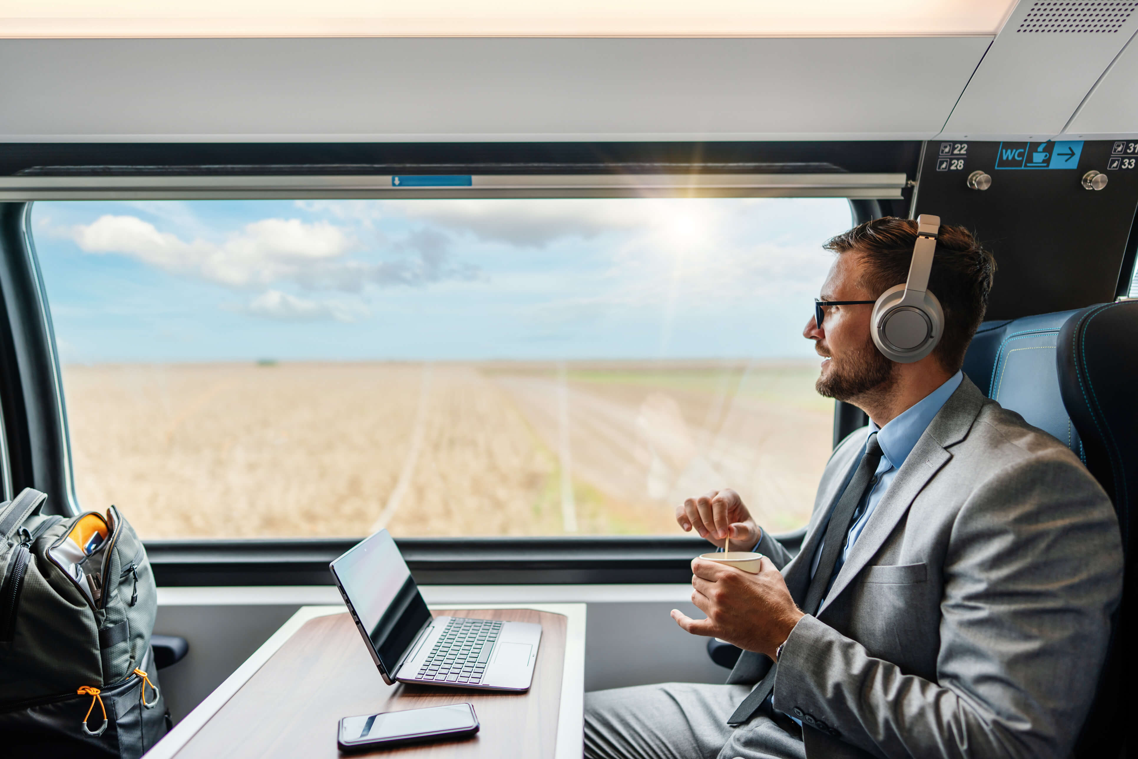 Politique de voyage entreprise pour les voyages en train