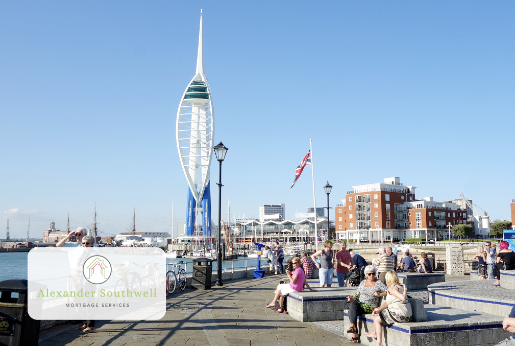 Expert fee-free mortgage advisers helping clients in Southampton