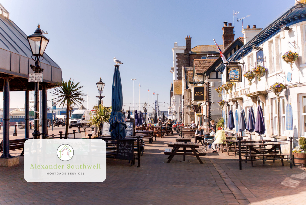 Expert fee-free mortgage advisers helping clients in Southampton