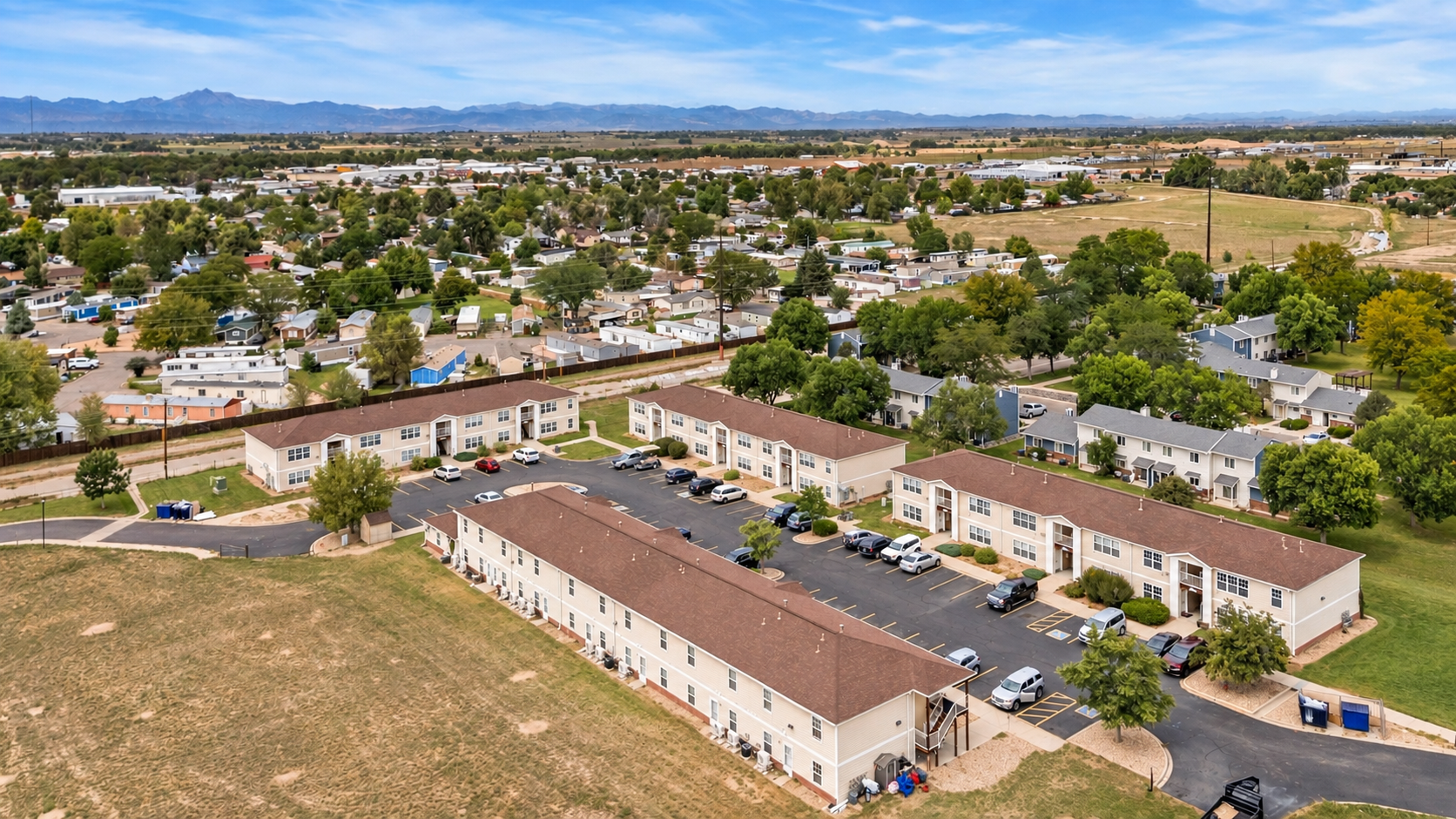 Aerial view of property and surrounding area