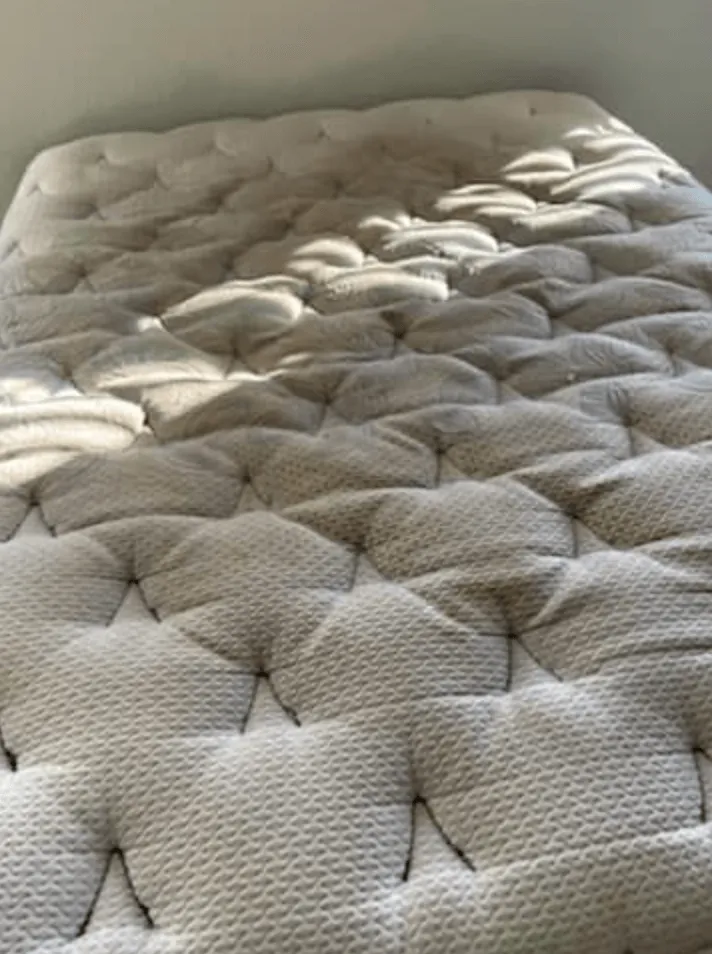 Before mattress cleaning service