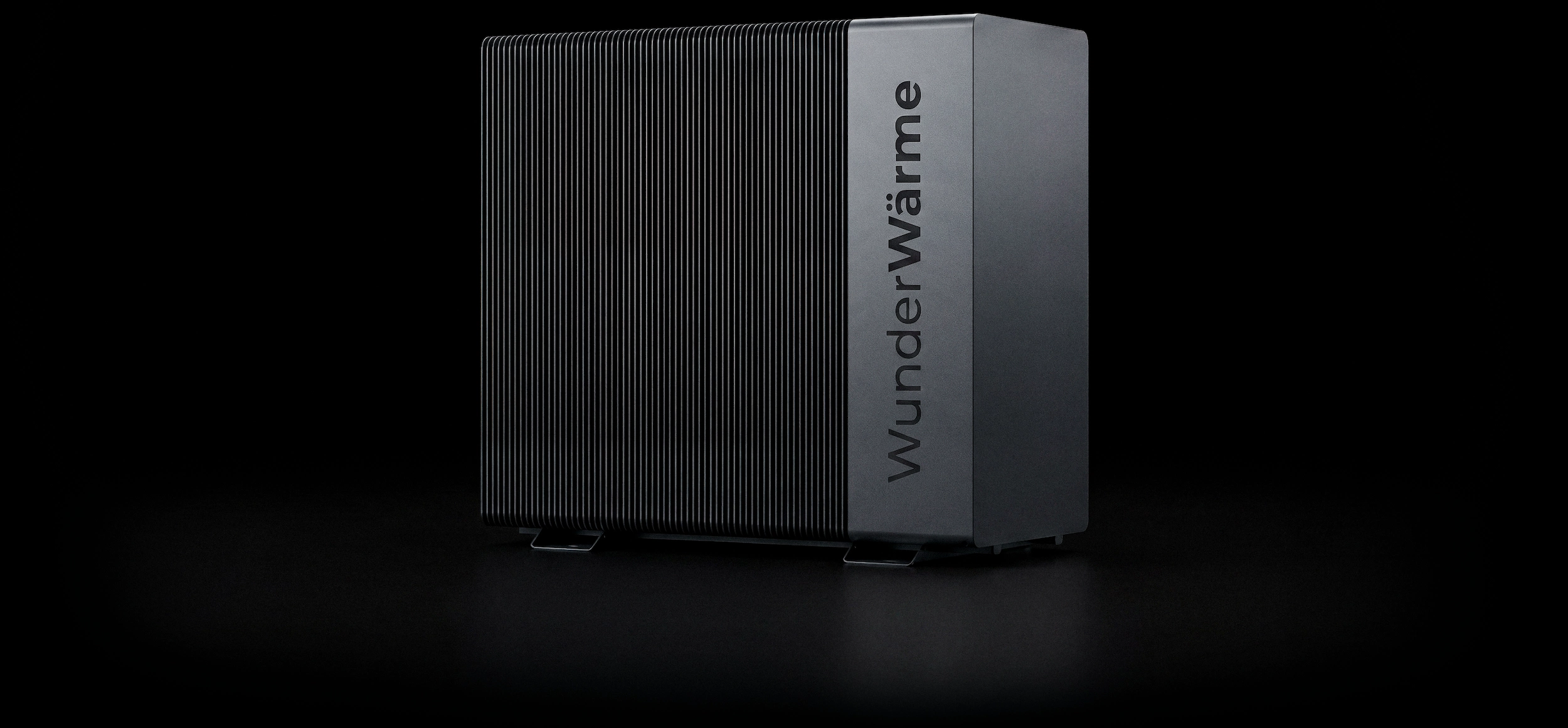 WunderWärme R290 Monoblock-Wärmepumpe im modernen Außenbereich.