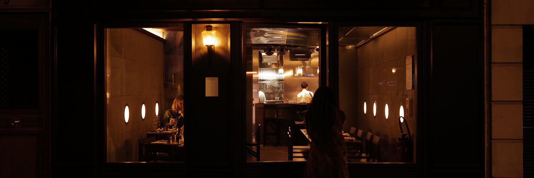 Orson vu de la rue, de nuit
