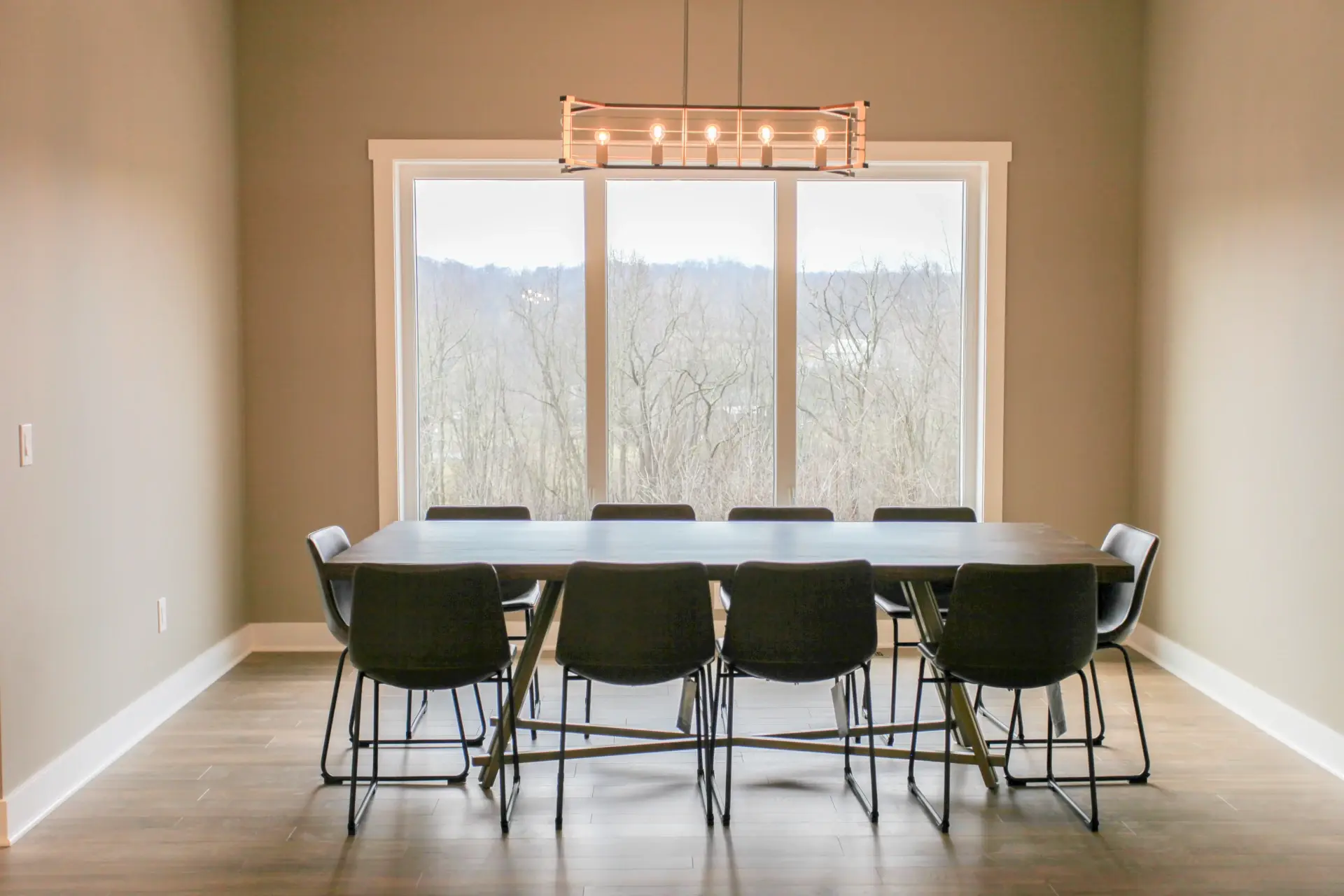 dining-room-table-with-chairs