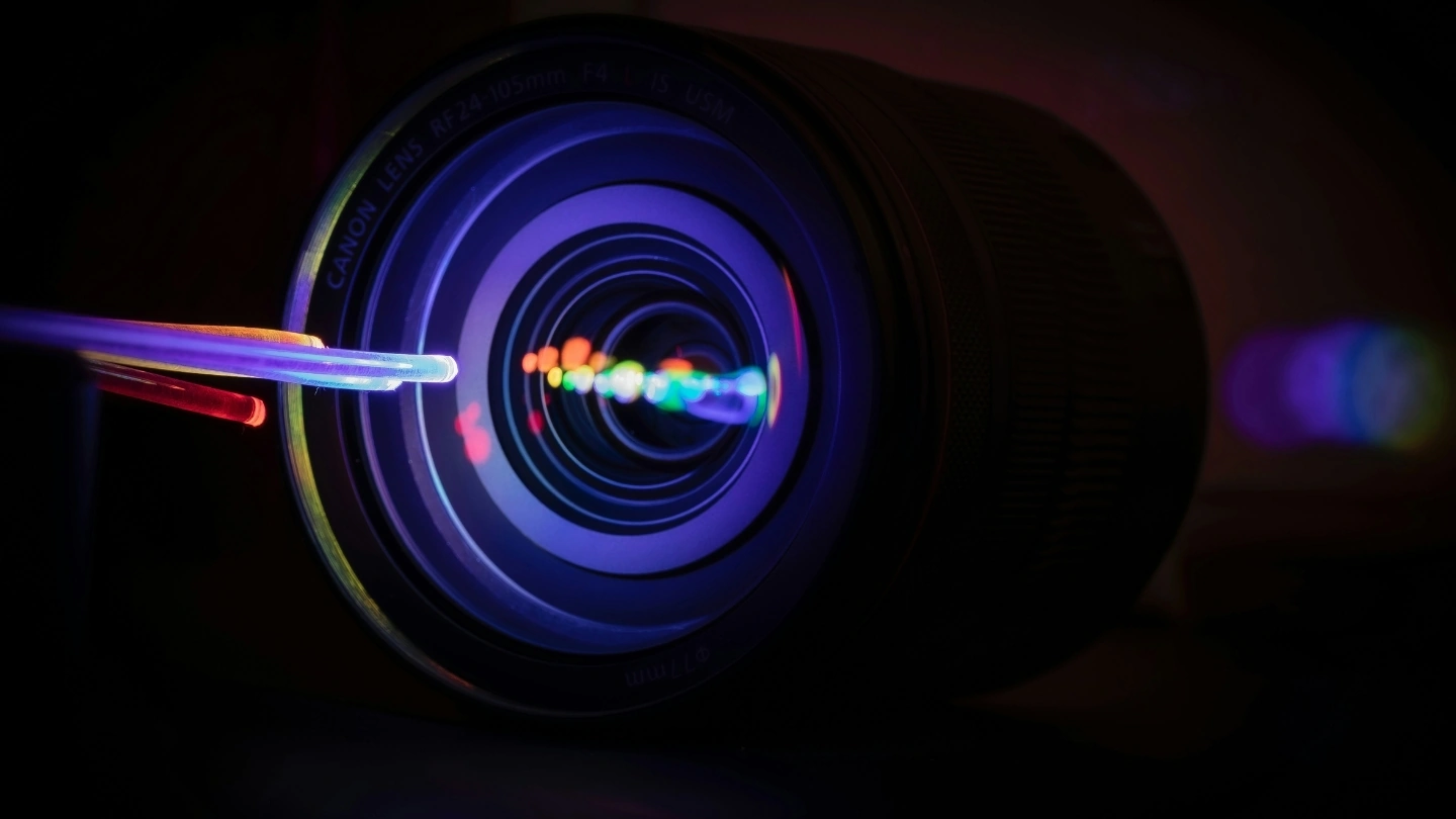 Snowflake‑Powered AI Helps Edmund Optics Speed Up Technical Support