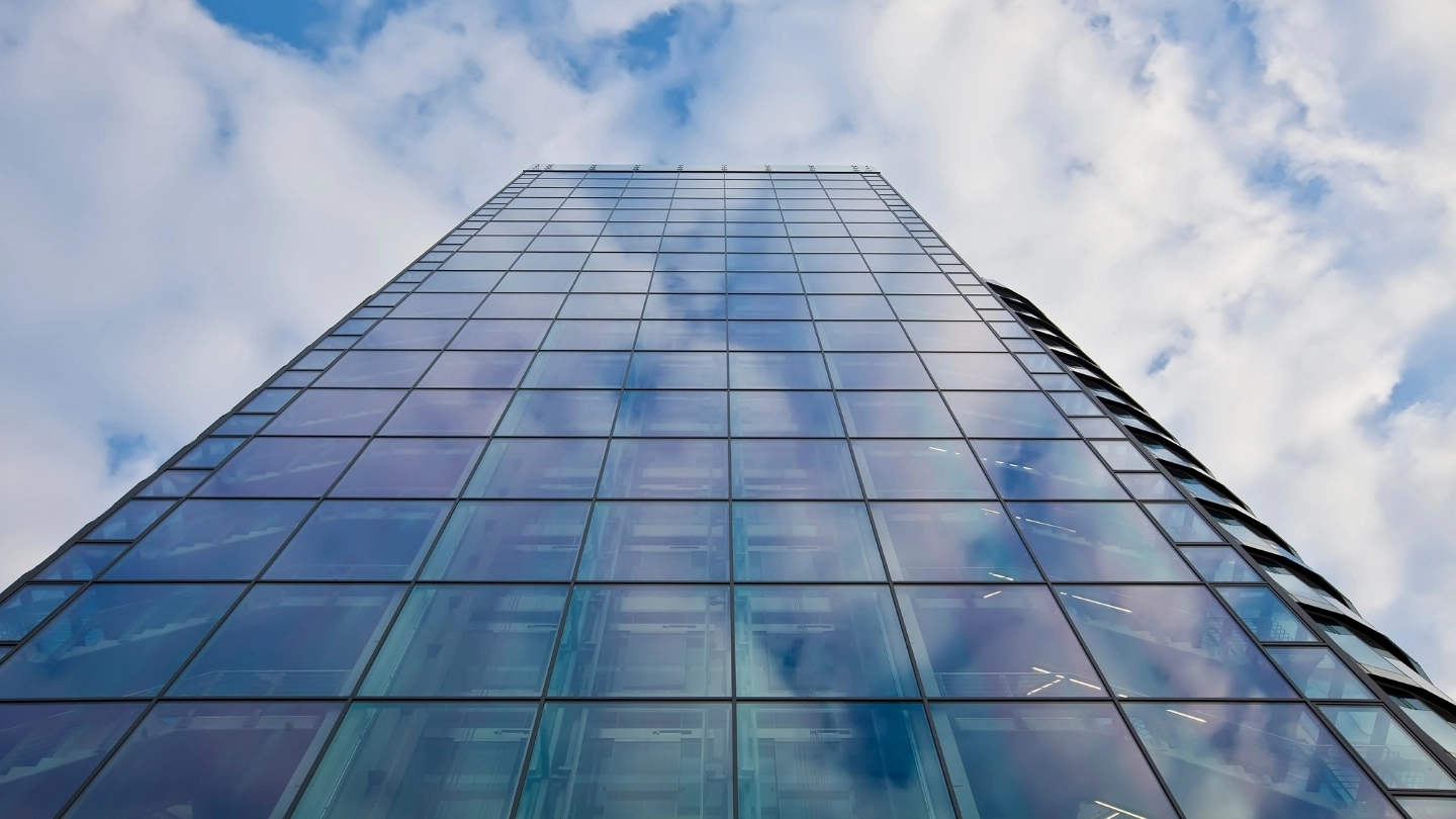 From Legacy Data Pipelines to a Modern Snowflake Platform at Philip Morris