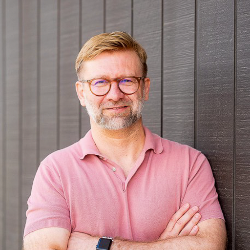 Mihai Patru headshot.