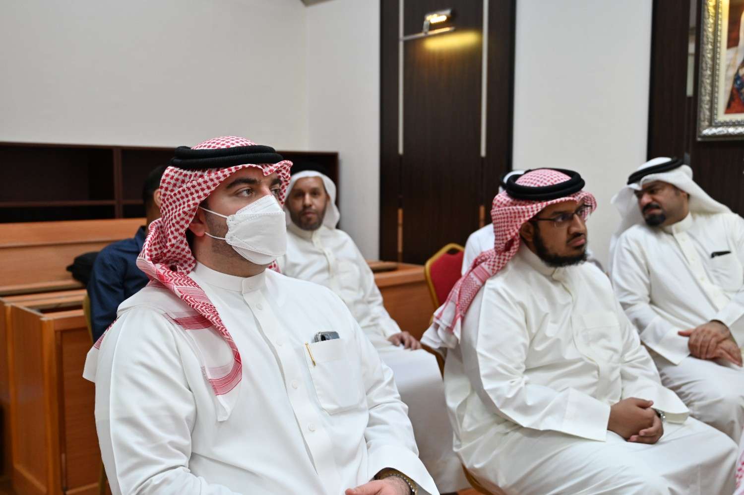 image of a team meeting (for a medical clinic)