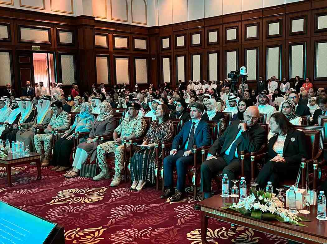 image of community involvement (for a grocery store)