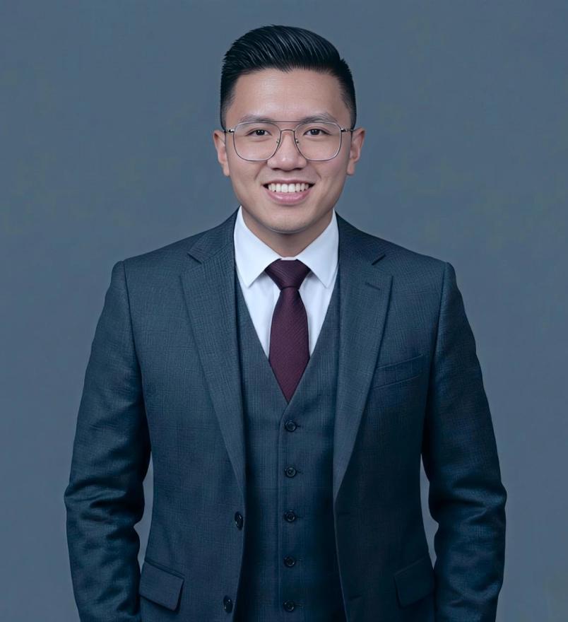 Hendrik Salim - Partner Hirarki Law Firm
