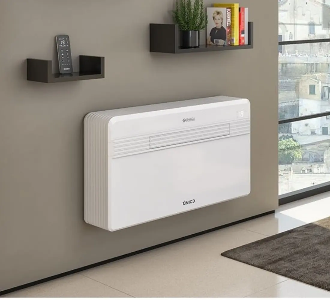Climatiseur UNICO Olimpia Splendid sans unité extérieure installé dans un intérieur moderne