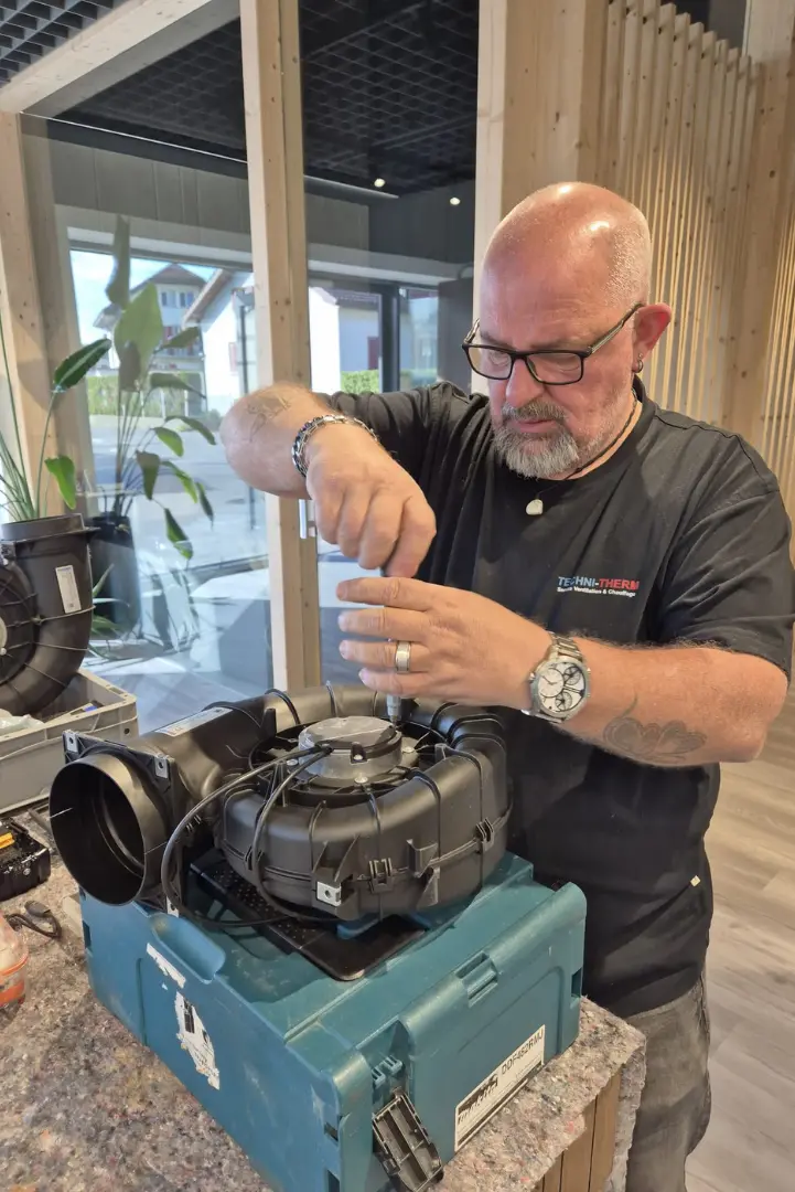 Installation climatisation UNICO Olimpia Splendid en appartement