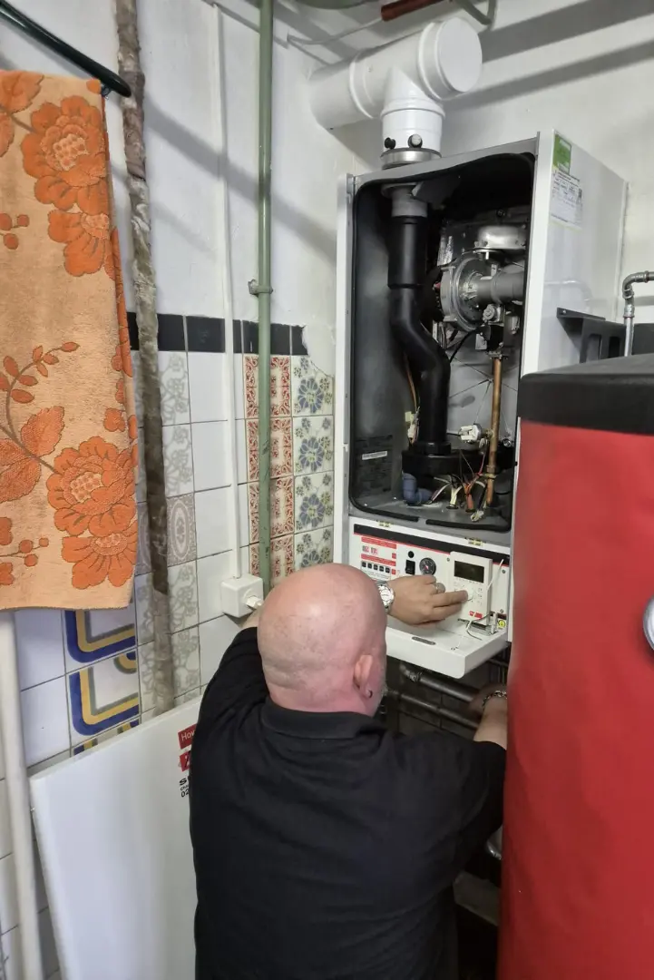 Climatisation UNICO installée dans un bureau professionnel en Suisse