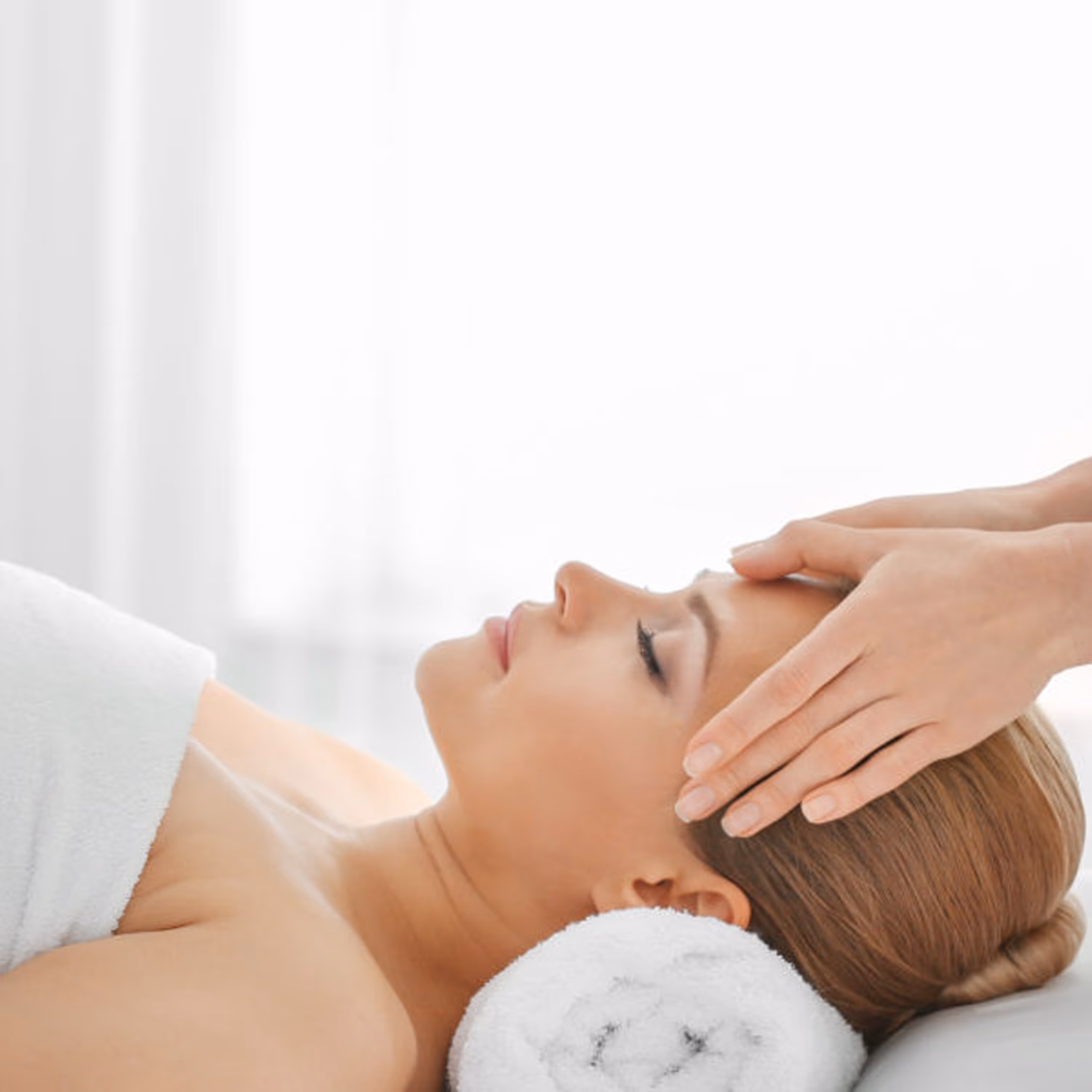 Relaxing spa facial service on the Central Coast