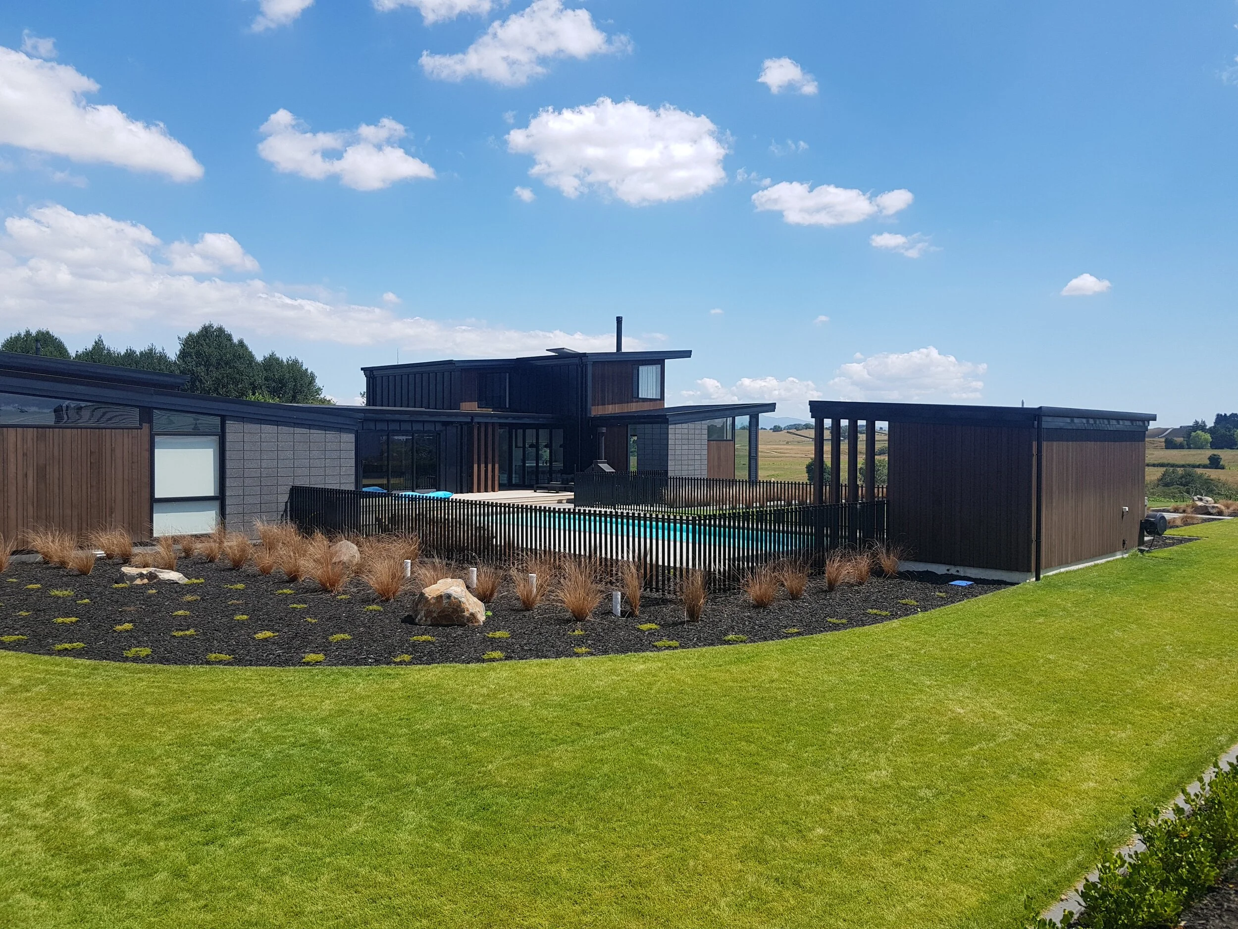 Contemporary residential garden design Hamilton Waikato