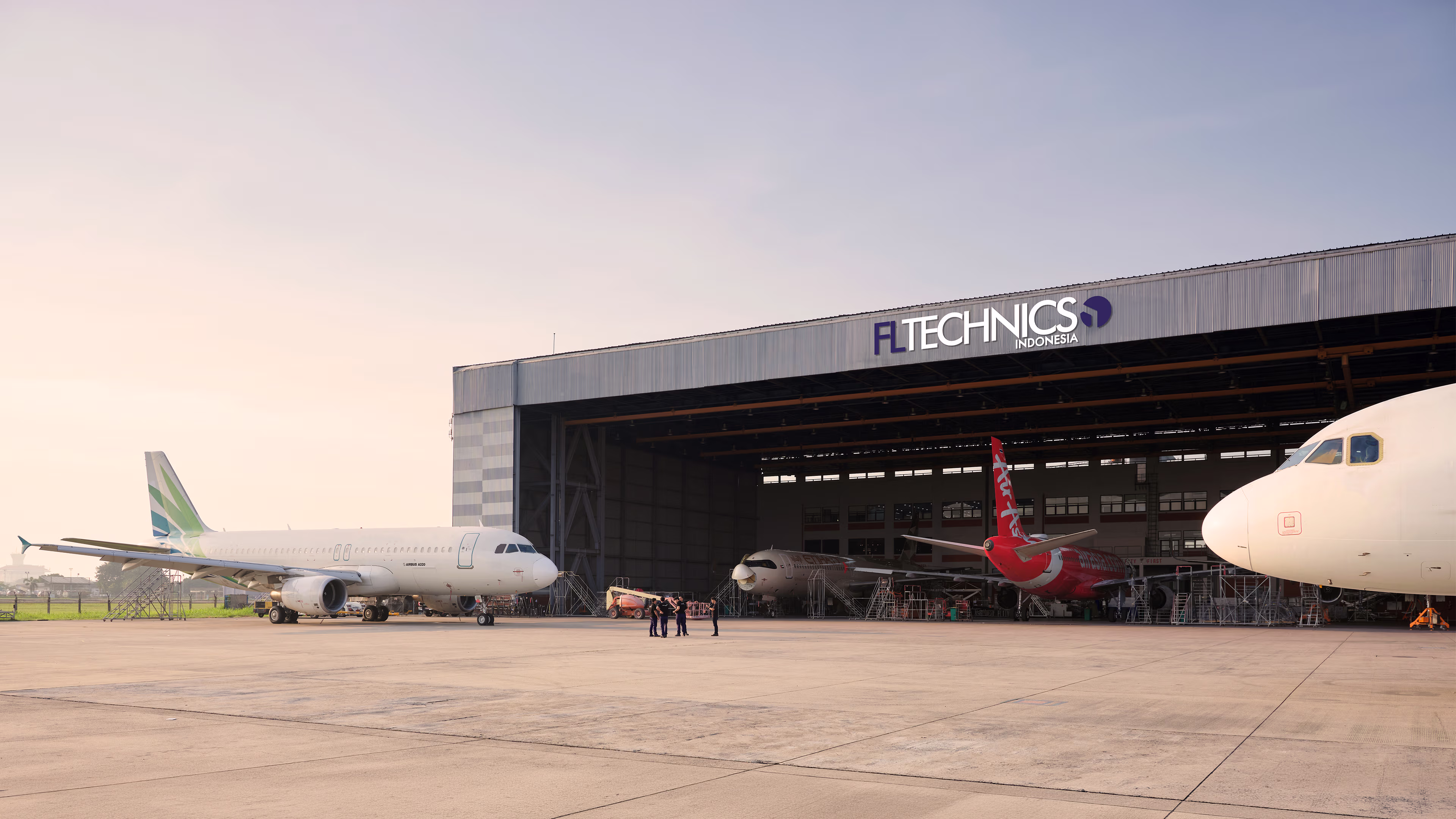 FL Technics base maintenance hangar in Kaunas (KUN)