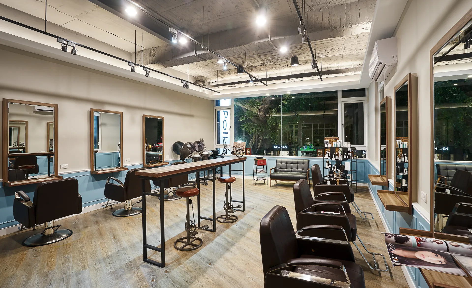 士林 ‧ Rong salon｜商業空間｜商業裝潢｜室內設計｜髮廊設計｜柒號設計｜柒號空間設計